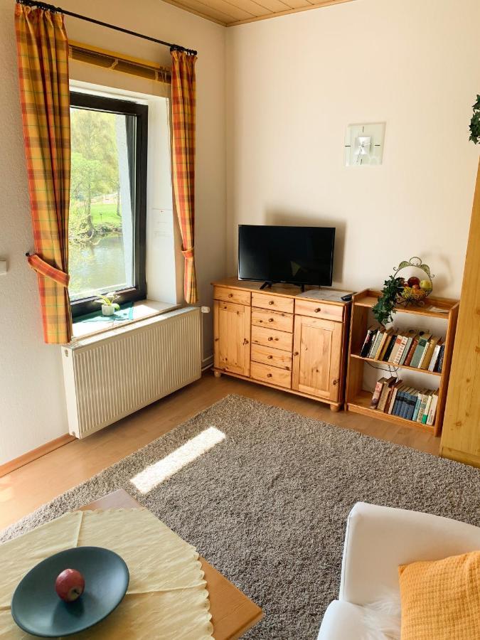 Doppelzimmer An Der Lahn Ohne Kueche Apartment Obernhof ภายนอก รูปภาพ